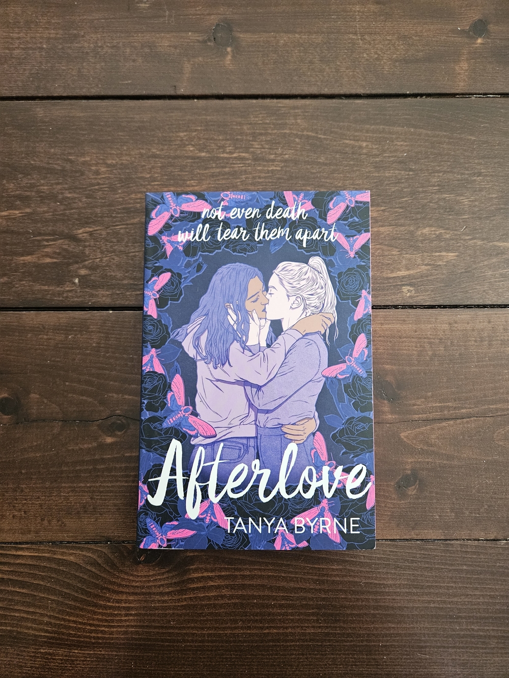 Afterlove by Tanya Byrne Paranormal Paperback Romance‎ Sprayed Edges